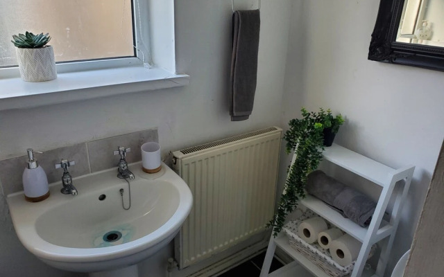 Stunning 2-bed Flat in Haverfordwest