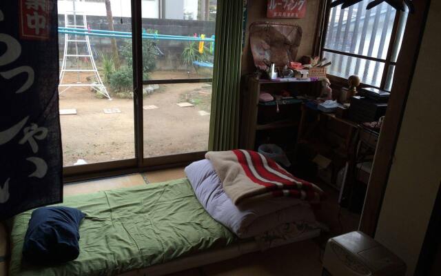 Norishico Auto Guest House - Hostel