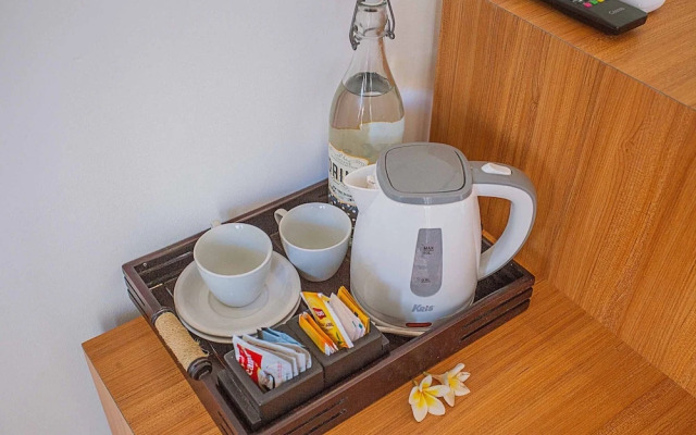 Mushroom Bay Villas Hut