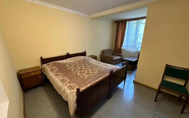 Guest House Manjgaladze 8