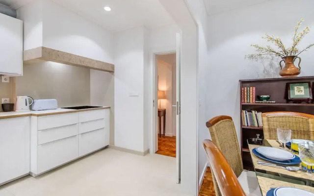 Lisbon Stay at Roma Boulevard Apartment