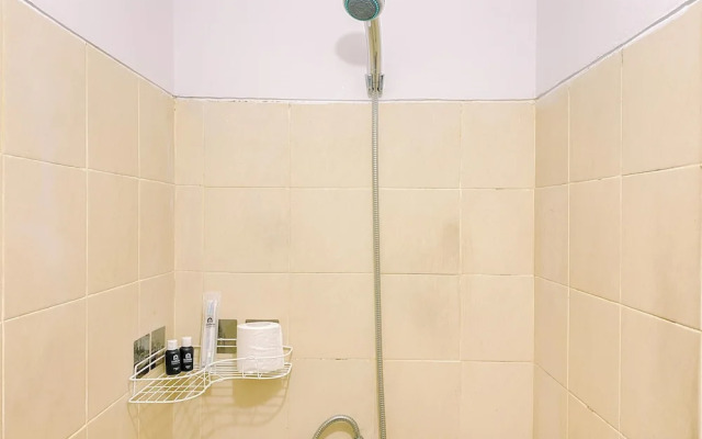 Comfort Living 1Br At Belmont Residence Puri Apartment