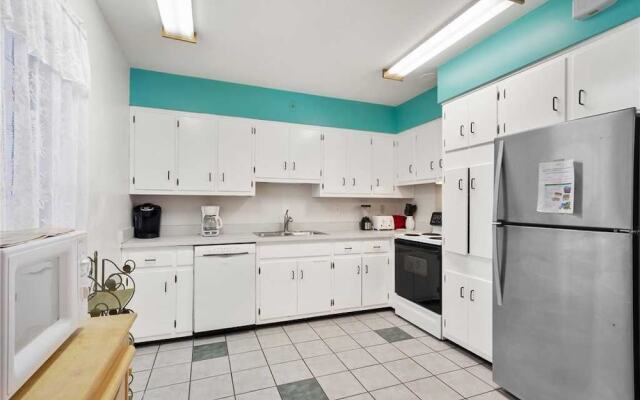 Aurora Seabreeze - Three Bedroom Home