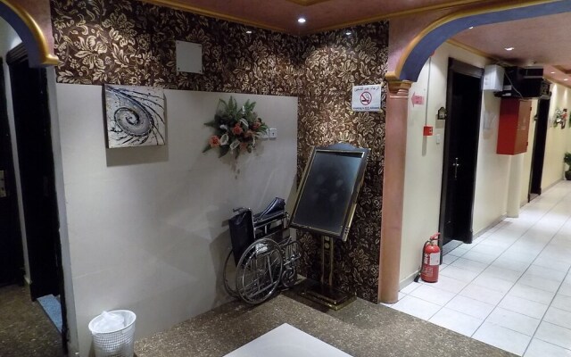 Al Yamama Palace- Al Moazar Branch 13