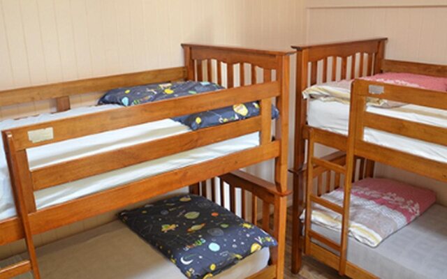 Lee Farm Stay Cottages