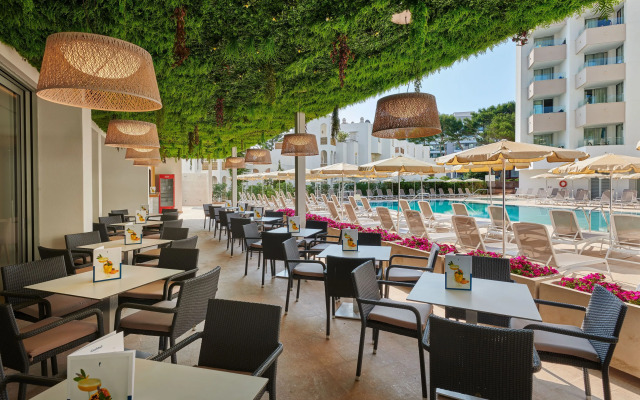 Hipotels Bahía Grande Aparthotel