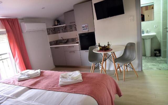 Studio Apartments Bulevar