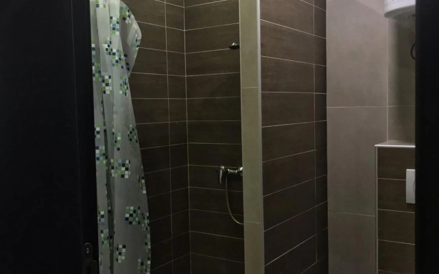 Studio Milmari ,Premier 18