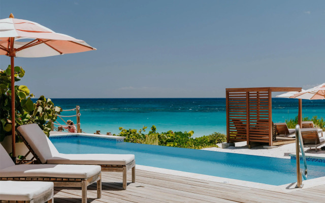 Pink Sands Resort