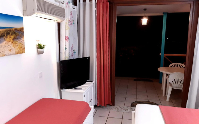 Studio Climatisé - Piscine-Plage - 2 à 3 personnes