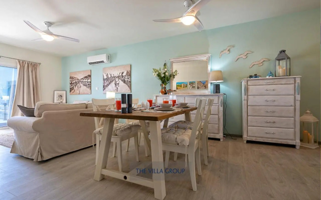 Thea Vista Apartment