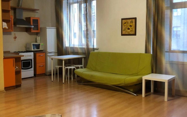 Квартира-студия на Котляра