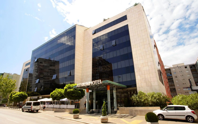 Atrium Hotel