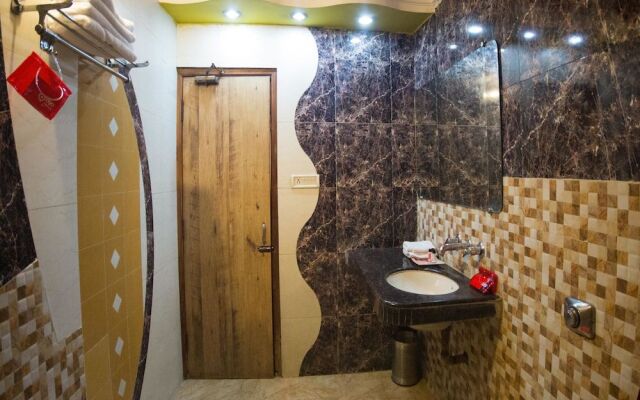 OYO 2353 Hotel Deep