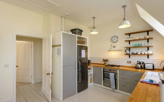 Forthview - Traditional 2 Bedroom Apartment