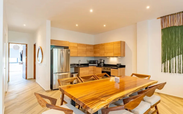 Anana Yaaxlum 105 S Oasis Pool and Jacuzzi