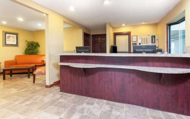 Days Inn by Wyndham Maumee/Toledo