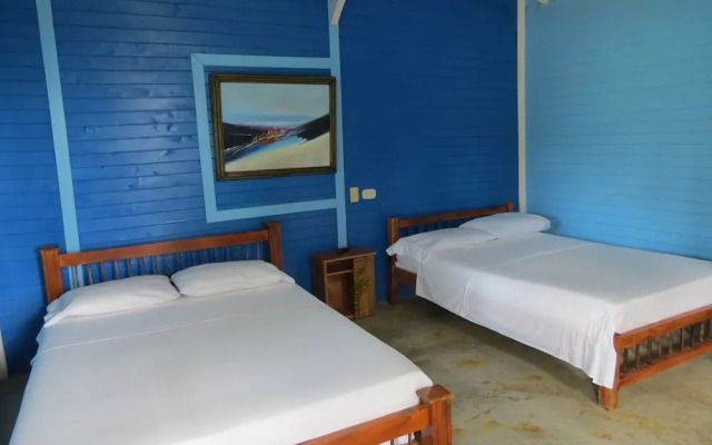 Cabañas y Flores Finca Hotel