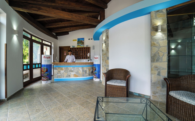 Fruit Village Holiday Beach