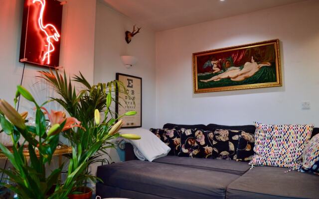 2 Bedroom Apartment In Belsize Park