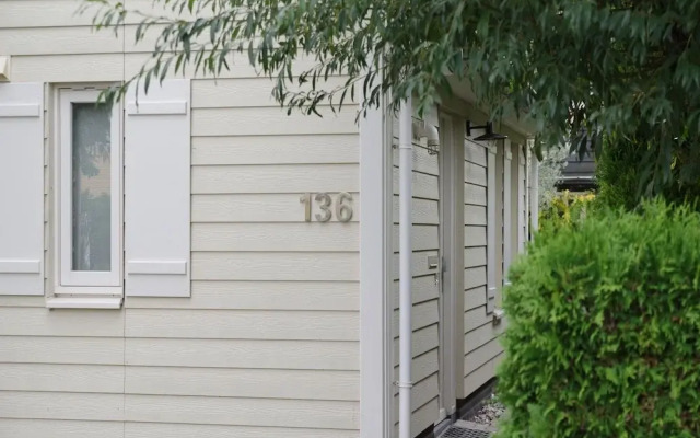 Zeeland Retreat; Sauna and Seaside Charm