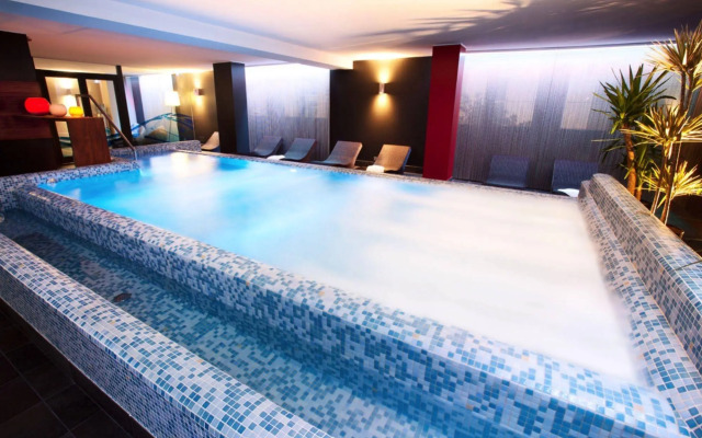 Acta Arthotel