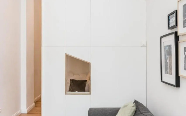 Stylish New Cube Loft II by Berlin-Wall-Apartments