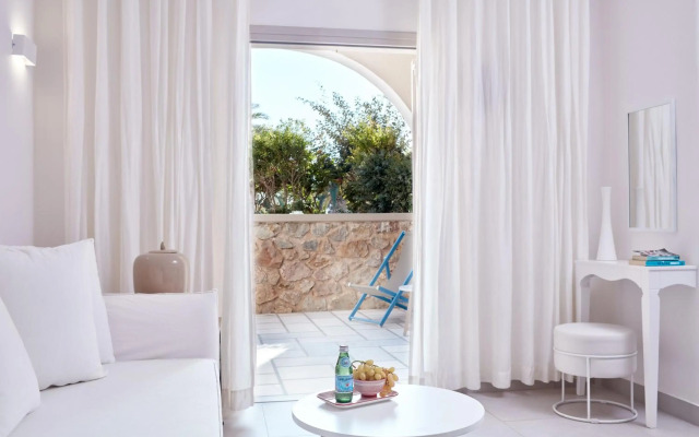 Santo Miramare Resort