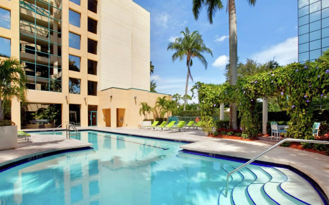 Hilton Boca Raton Suites