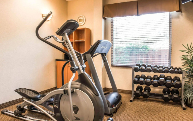 Comfort Inn & Suites