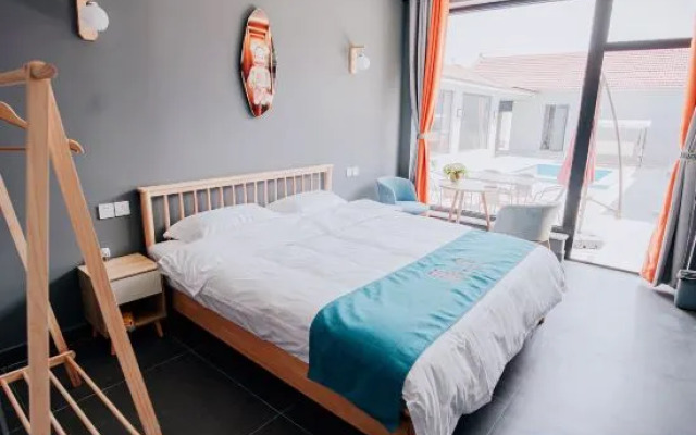 Yeshe East Courtyard