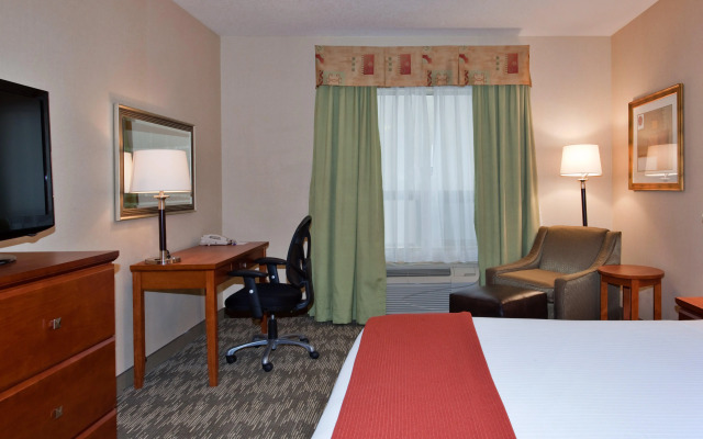 Holiday Inn Express Hotel & Suites Edmonton South by IHG