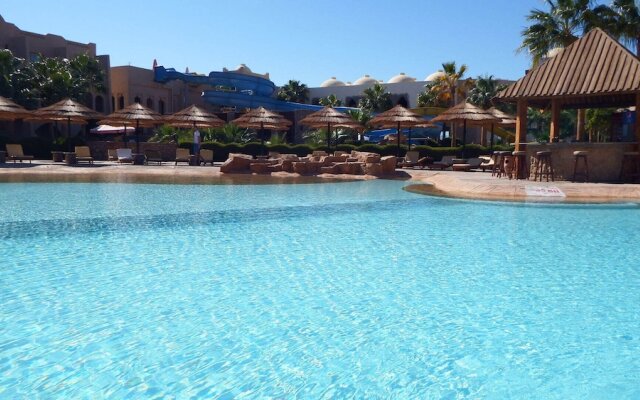 The Three Corners Palmyra Resort