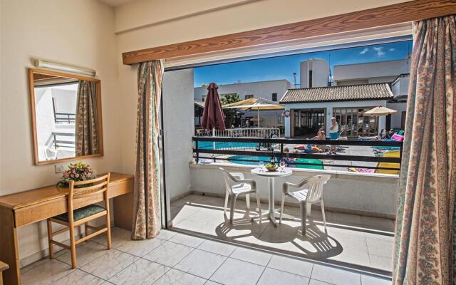 Anthea Hotel Apartments