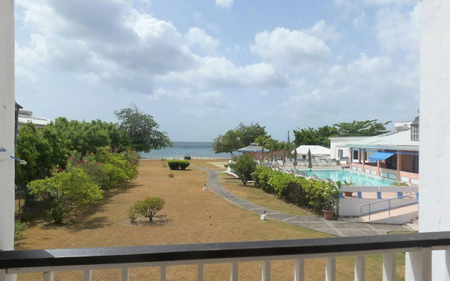 Allamanda Beach Hotel