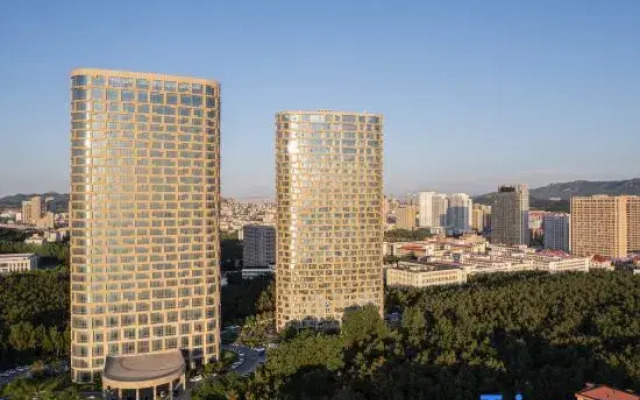 World Hotel