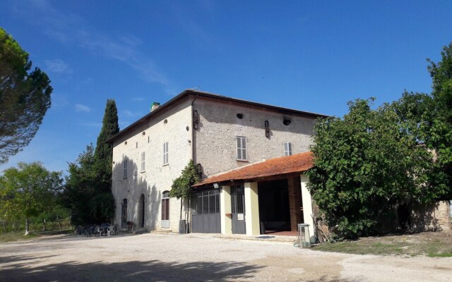 House With 2 Bedrooms in Spoleto, With Wonderful City View, Pool Acces