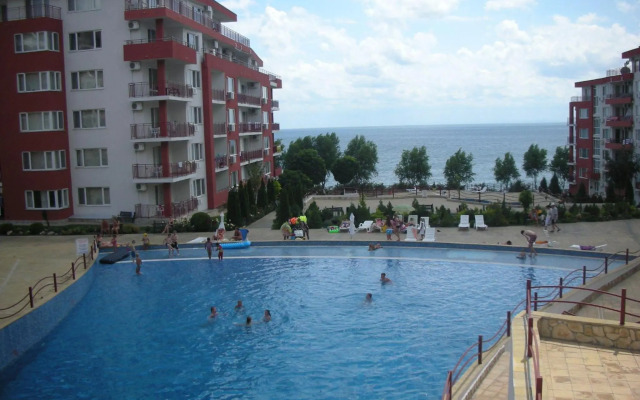 Panorama And Marina Freya