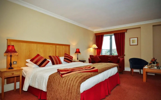 Clifden Station House