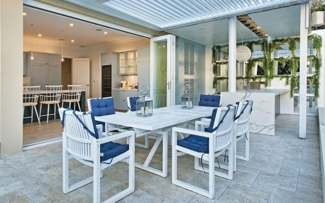 Vaucluse Manor H327