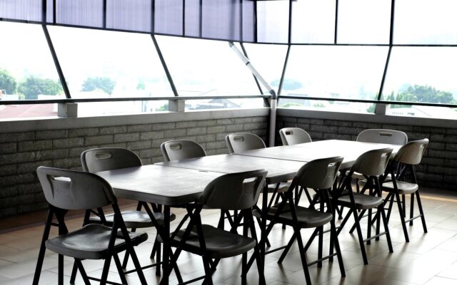 Fontana Residencia Guest House