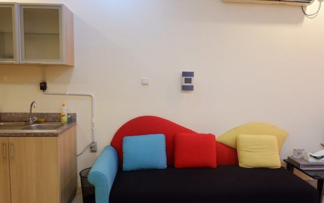 Homey The Bellezza Apartment