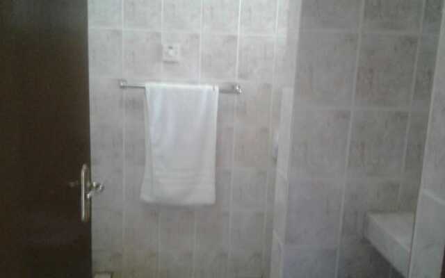 Camunya Hotel Ugunja