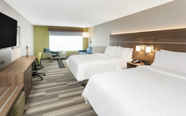 Holiday Inn Express & Suites Hudson I-94 by IHG