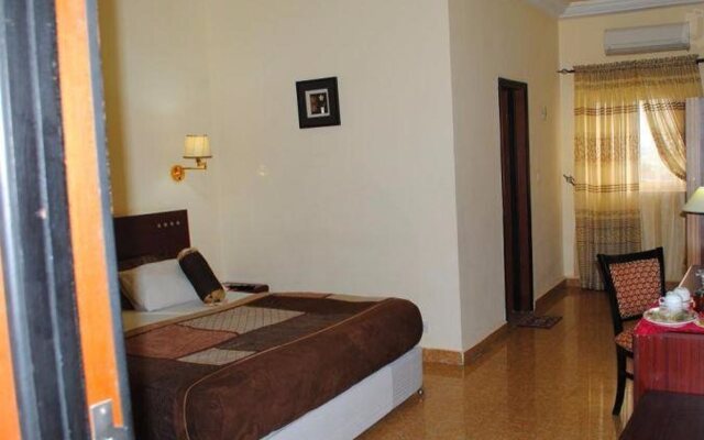 Monty Suites Calabar