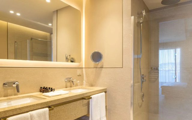 The Bo Vue Hotel Bodrum, Curio Collection by Hilton
