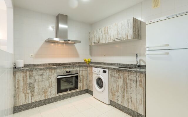 MalagaSuite Higueron Beach&Pool Apartment