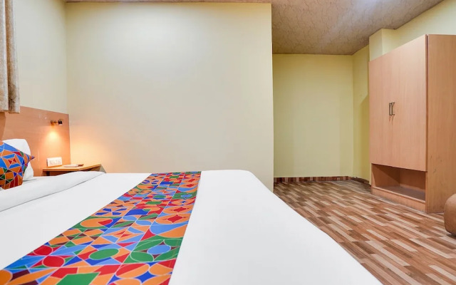 FabExpress Reena Residency