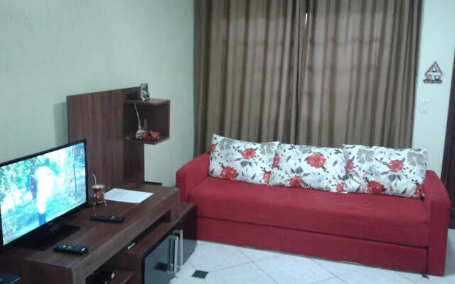 Casa 25 (Dois Pinheiros)