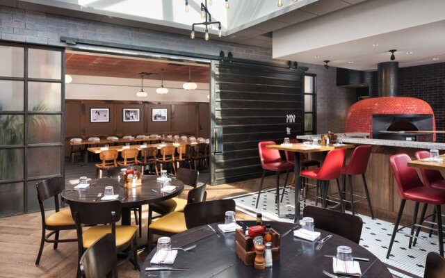 Delta Hotels by Marriott Minneapolis Northeast